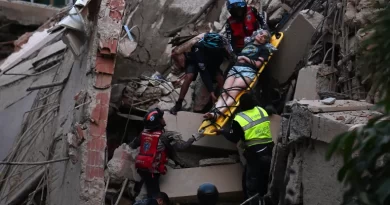 Venezuela Earthquake Death Toll Climbs Past 900 as International Aid Mobilizes